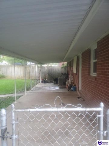 332 Old Cardinal Drive, Elizabethtown, KY 42701