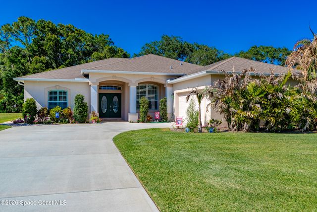 7445 36th Court, Vero Beach, FL 32967