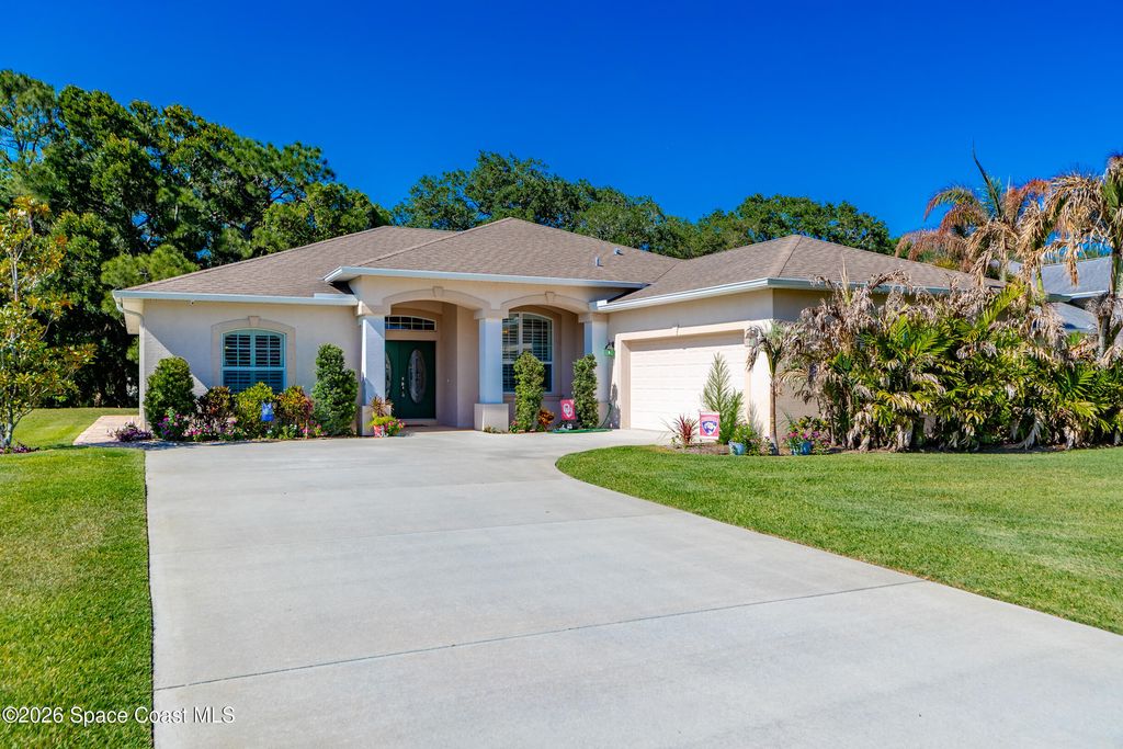 7445 36th Court, Vero Beach, FL 32967