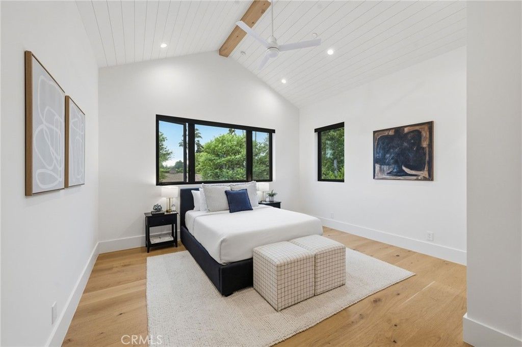 Image 47 of property listing at 5414 Genesta, Encino, CA 91316
