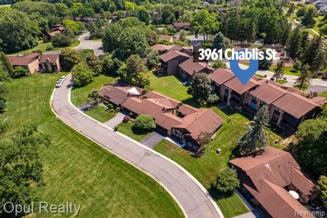 3961 Chablis Street, West Bloomfield Charter Township, MI 48323