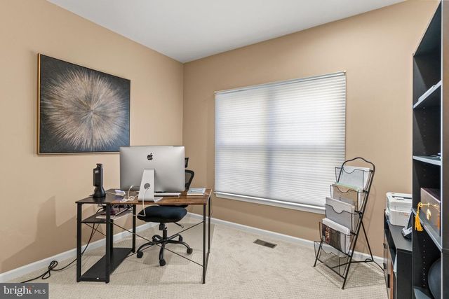 42714 FREEDOM ST, Chantilly, VA 20152