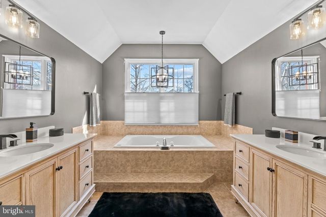 42714 FREEDOM ST, Chantilly, VA 20152