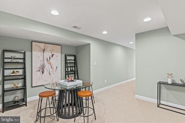 42714 FREEDOM ST, Chantilly, VA 20152