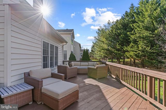 42714 FREEDOM ST, Chantilly, VA 20152