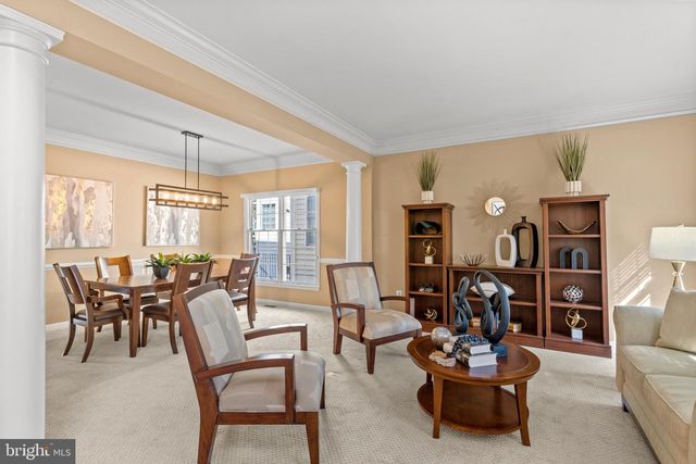 42714 FREEDOM ST, Chantilly, VA 20152