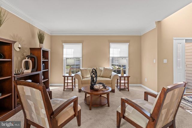 42714 FREEDOM ST, Chantilly, VA 20152