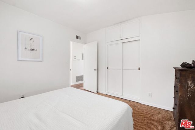 2294 Mountain Oak Drive, Los Angeles, CA 90068