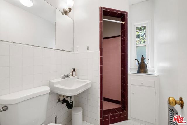 2294 Mountain Oak Drive, Los Angeles, CA 90068