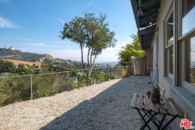 2294 Mountain Oak Drive, Los Angeles, CA 90068