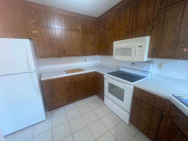 517 26th Street NW, Rochester, MN 55901