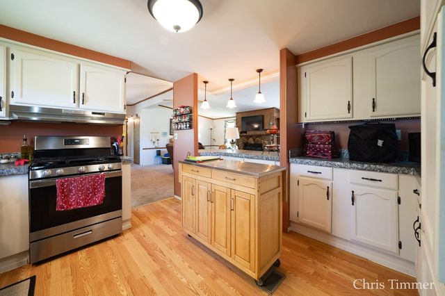 2280 Taft Road, Valley Twp, MI 49010