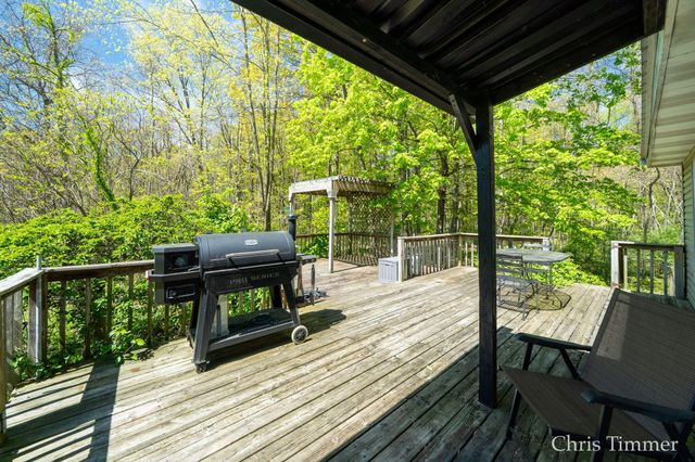 2280 Taft Road, Valley Twp, MI 49010