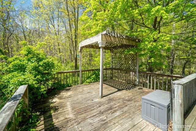 2280 Taft Road, Valley Twp, MI 49010