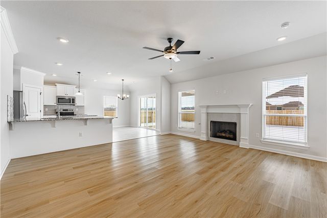 317 S Nightfall Avenue, Farmington, AR 72730
