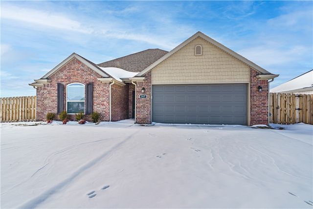 317 S Nightfall Avenue, Farmington, AR 72730