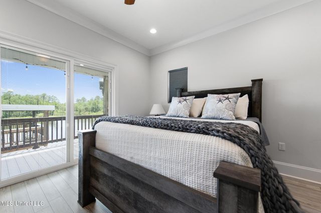 6149 Pontiac Drive, Kiln, MS 39556