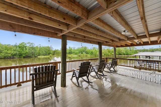 6149 Pontiac Drive, Kiln, MS 39556