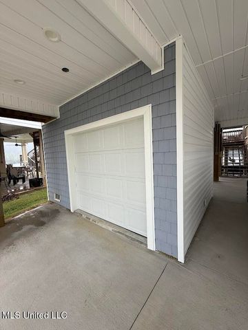 6149 Pontiac Drive, Kiln, MS 39556