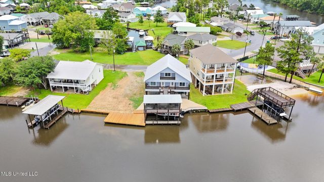 6149 Pontiac Drive, Kiln, MS 39556