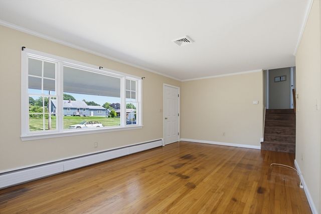 433 Pearse Road, Swansea, MA 02777