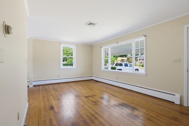 433 Pearse Road, Swansea, MA 02777