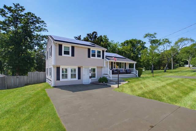 433 Pearse Road, Swansea, MA 02777