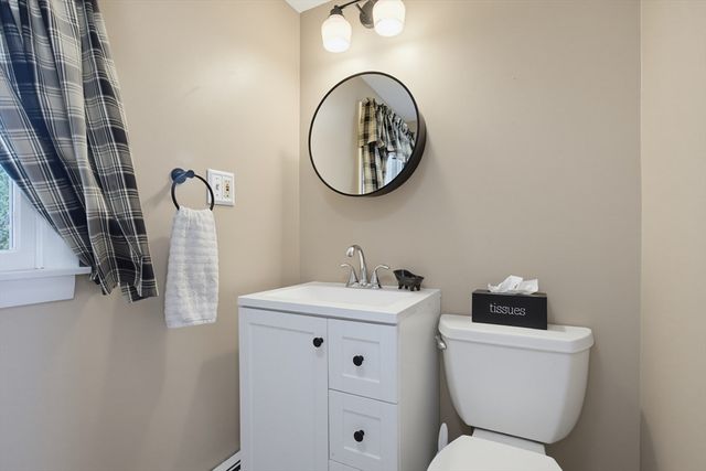 433 Pearse Road, Swansea, MA 02777