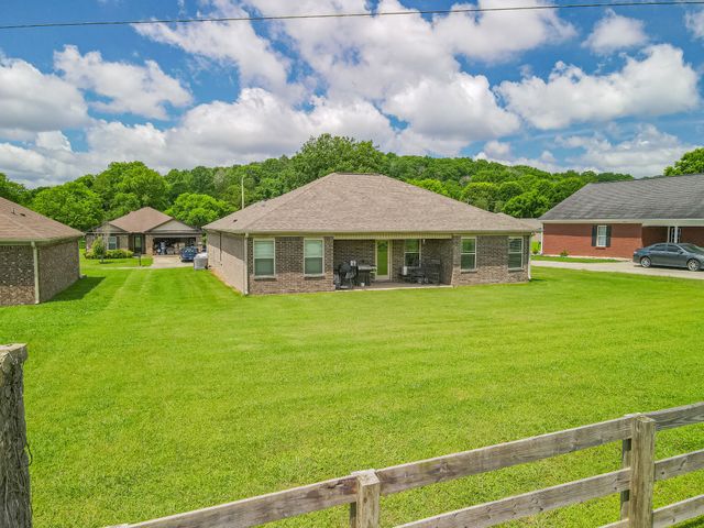 210 Masters Way, Fayetteville, TN 37334
