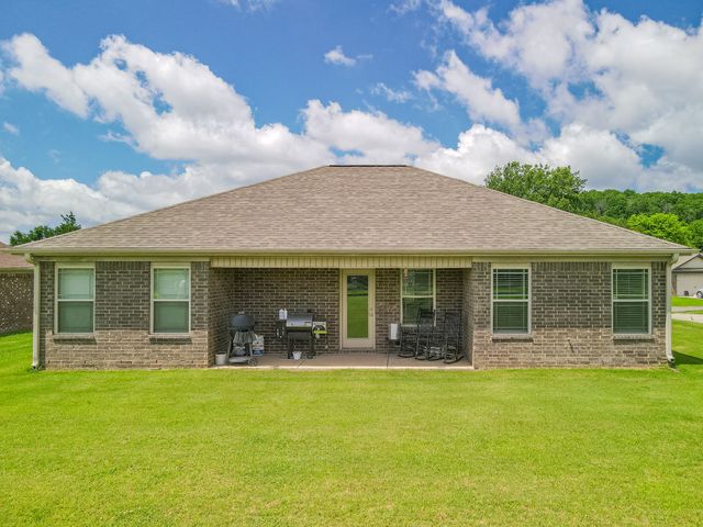 210 Masters Way, Fayetteville, TN 37334