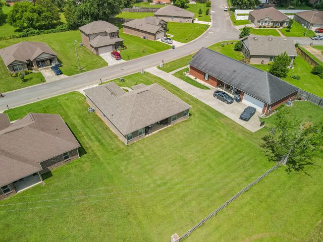 210 Masters Way, Fayetteville, TN 37334