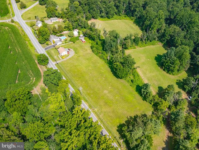 1457 HUFFS CHURCH, Barto, PA 19504