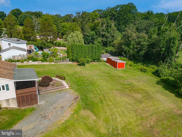 1457 HUFFS CHURCH, Barto, PA 19504