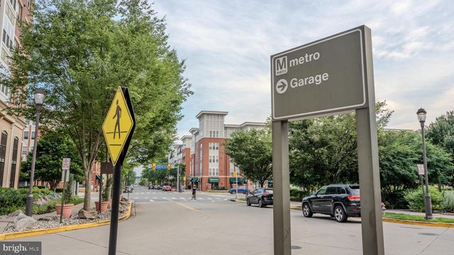 2665 PROSPERITY AVE #440, Fairfax, VA 22031