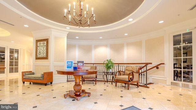2665 PROSPERITY AVE #440, Fairfax, VA 22031