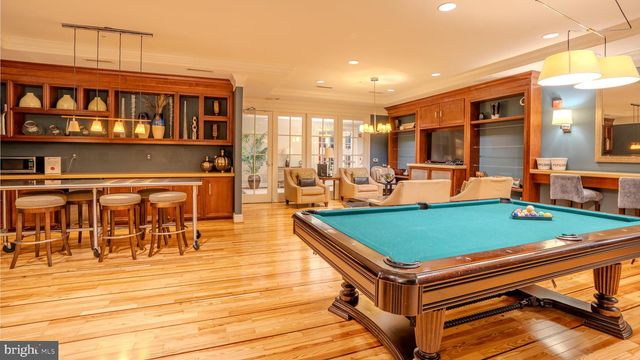 2665 PROSPERITY AVE #440, Fairfax, VA 22031