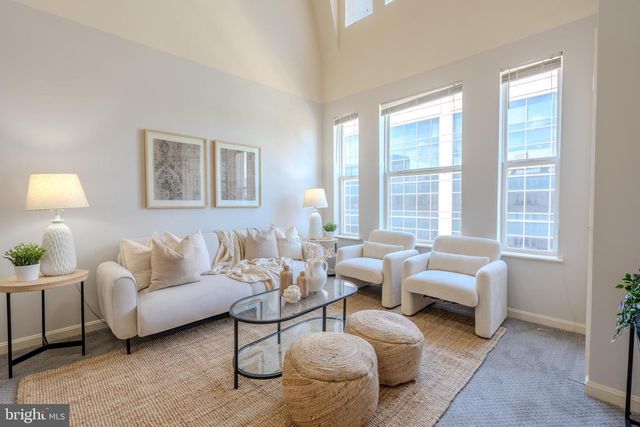 2665 PROSPERITY AVE #440, Fairfax, VA 22031