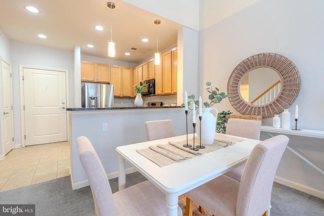 2665 PROSPERITY AVE #440, Fairfax, VA 22031