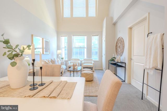 2665 PROSPERITY AVE #440, Fairfax, VA 22031