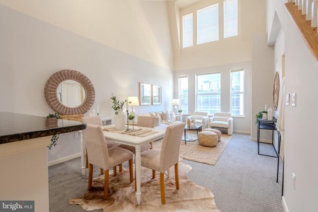 2665 PROSPERITY AVE #440, Fairfax, VA 22031