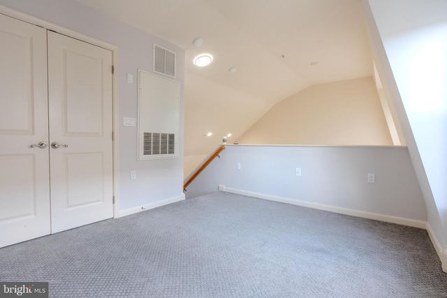 2665 PROSPERITY AVE #440, Fairfax, VA 22031