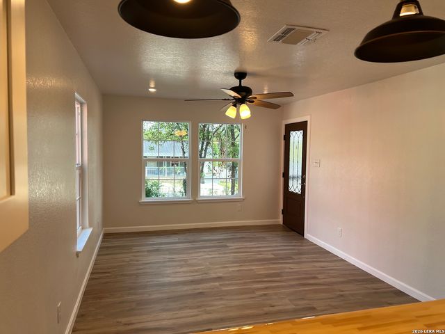 1528 KAYTON AVE, San Antonio, TX 78210