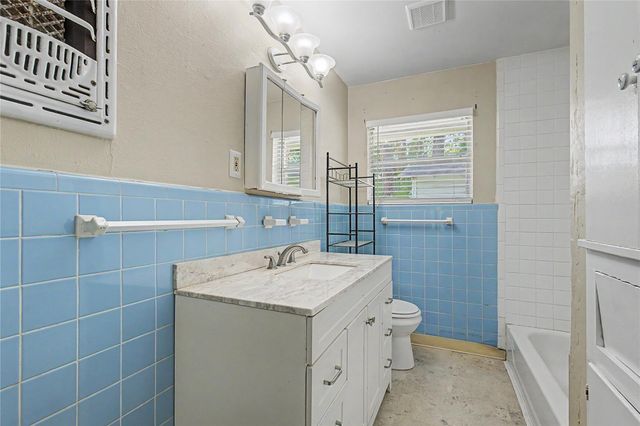 802 Cline Street, Huntsville, TX 77340