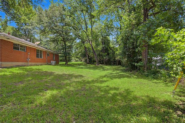 802 Cline Street, Huntsville, TX 77340