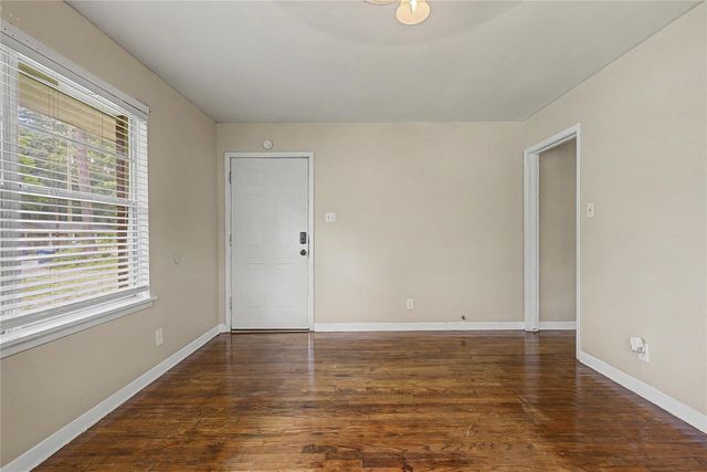 802 Cline Street, Huntsville, TX 77340
