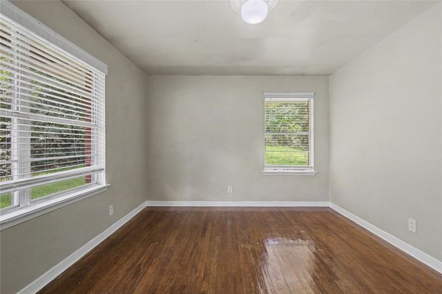 802 Cline Street, Huntsville, TX 77340