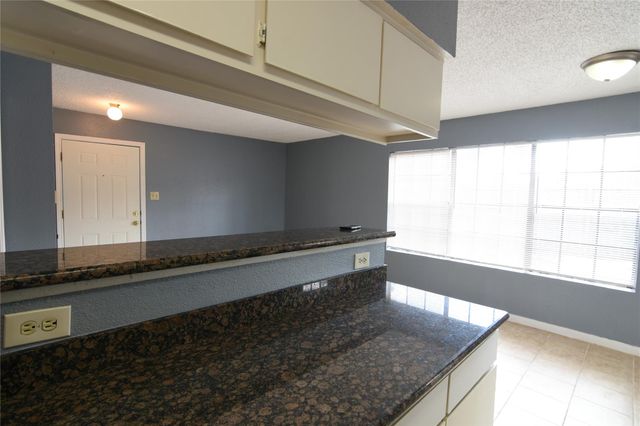 2750 Holly Hall Street 1309, Houston, TX 77054