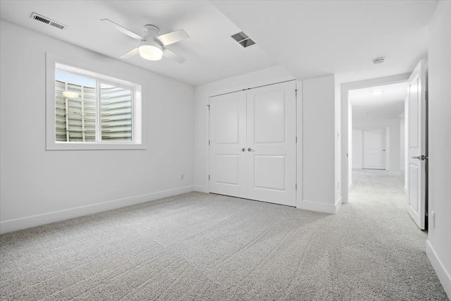 8 Stone Mill Court, Bloomington, IL 61705