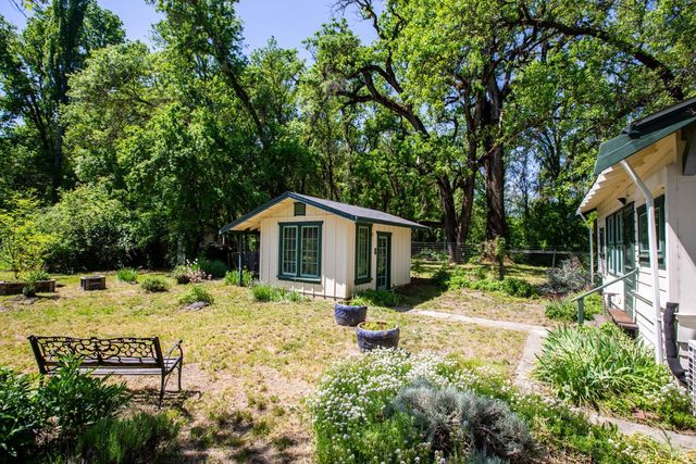 24850 East Ln, Covelo, CA 95428