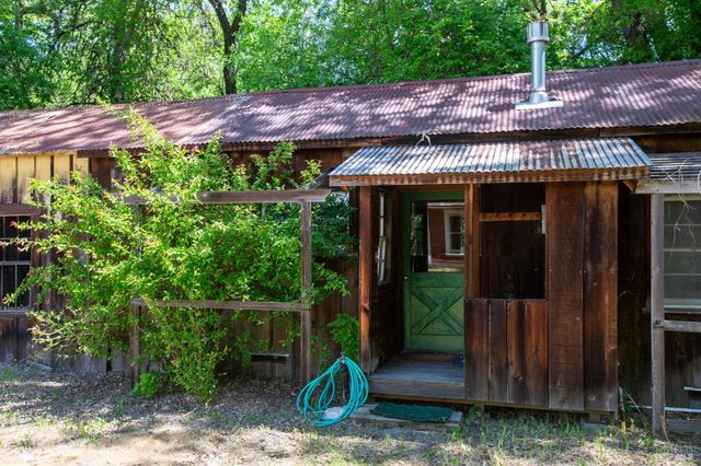 24850 East Ln, Covelo, CA 95428